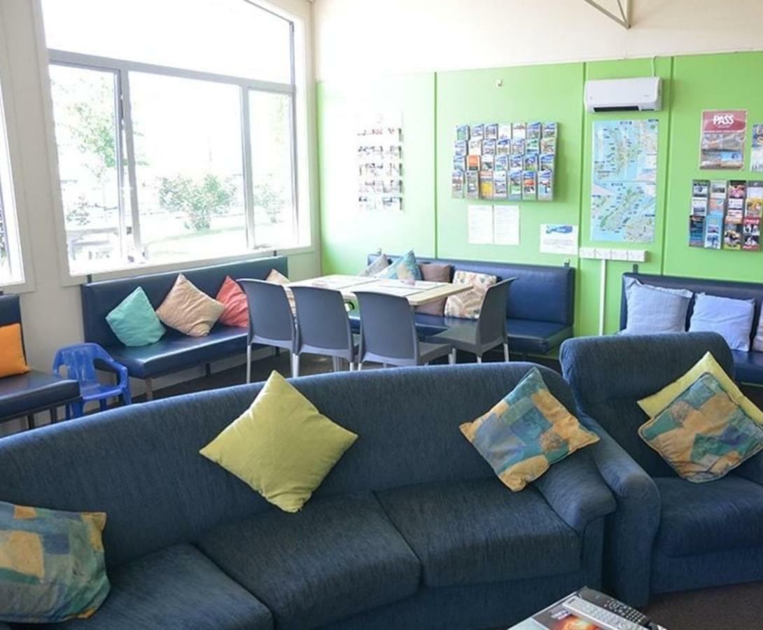 安布尔基维假日公园酒店 基督城 外观 照片